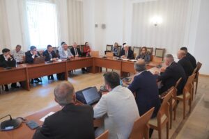 Парламентарна комисия по отбрана