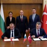 Договорът на „Булгаргаз“ с „Боташ“ се замразява за 15 месеца