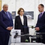 Украинският външен министър: Путин може да прекрати войната
