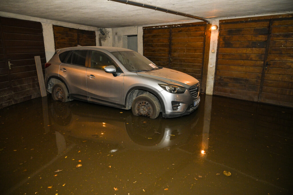 вода, кола