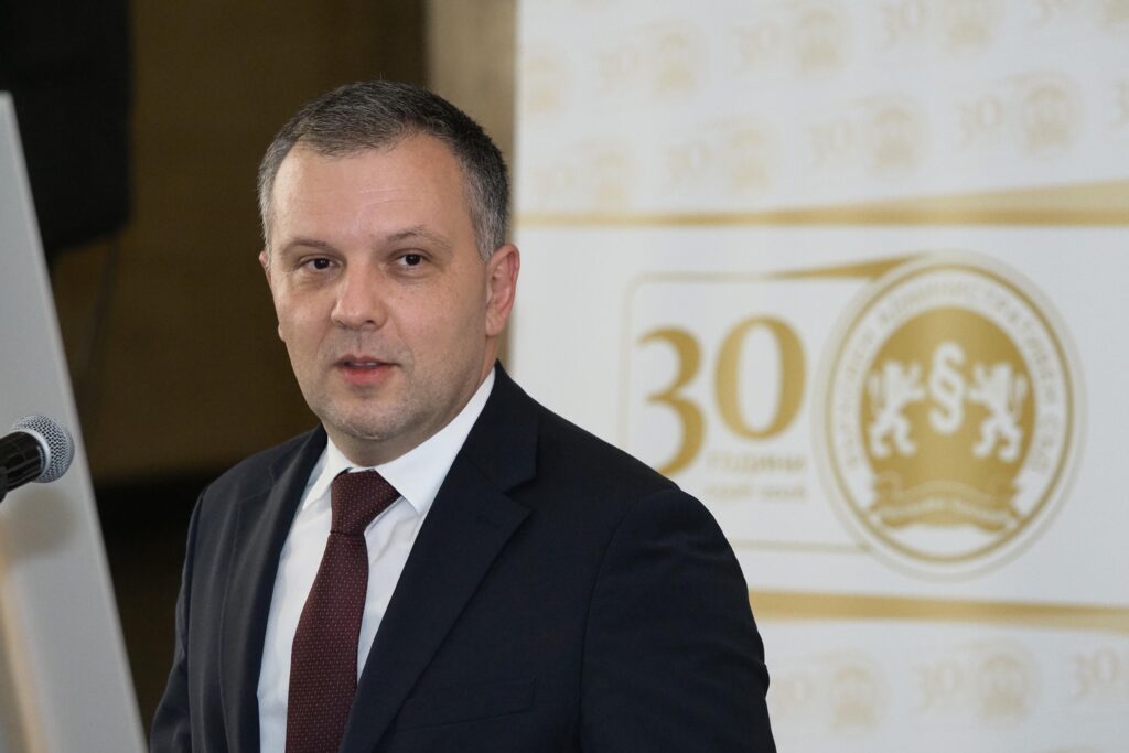 Николай Найденов